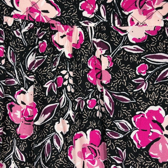 TERRA & SKY dress in black, pink, purple floral pattern with ruffled fla… - Picture 2 of 11